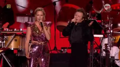 Wianki nad Wisłą: Bovska i Maciej Musiałowski w utworze "Kocham Cię, kochanie moje"
