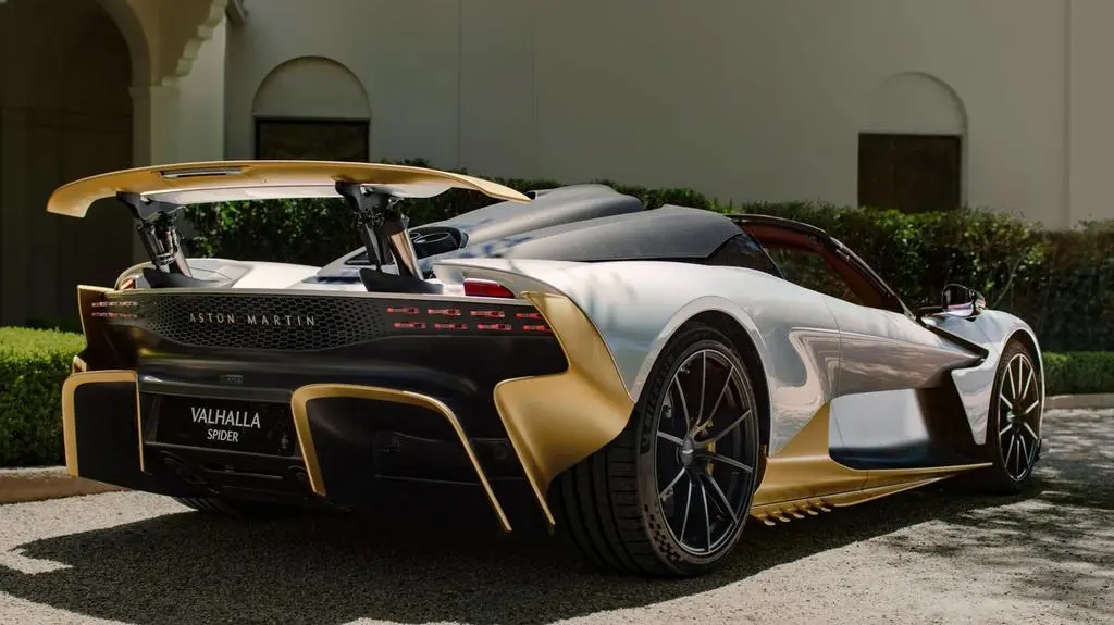 Aston_Martin-Valhalla_Spider-2028-1280-8371b3bdba785569f036d98ac0105d1984