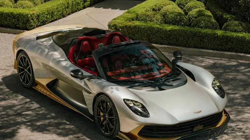 Aston_Martin-Valhalla_Spider-2028-1280-3a8cff26313457ec7477fb864037b4cbee