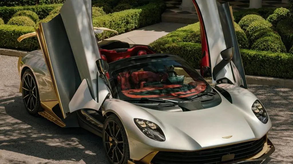 Aston_Martin-Valhalla_Spider-2028-1280-15eb68001587c28eef28afe960e1aed9a8