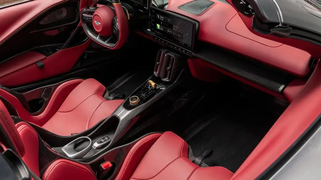 Aston_Martin-Valhalla_Spider-2028-1280-9718d731102cc70f3883df8fc1faf73d7b