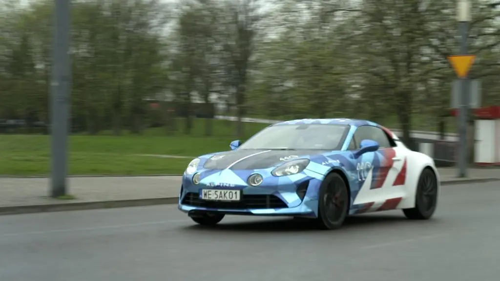 Alpine A110S. 