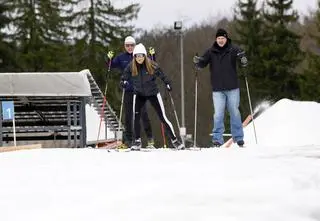 Kto wygrał morderczy wyścig w finale biathlonu? Rozenek-Majdan czy Łozowski? 