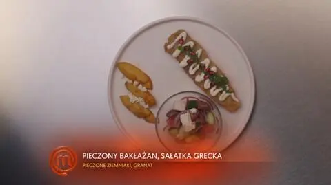 Chrupiący bakłażan z ziemniakami i sałatką grecką