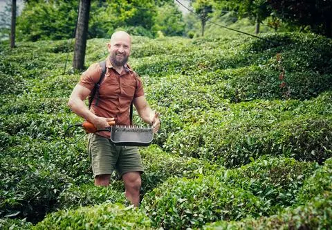 Ciężarówką przez pół Świata. Batumi, tureckie plantacje herbaty i Stambuł