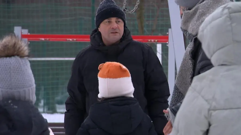 Aktualnie czytasz: Na Wspólnej PRZED EMISJĄ odcinka 3790 w TV: Kasia w klubie ze striptizem? Chippendales okaże się niepełnoletni?!