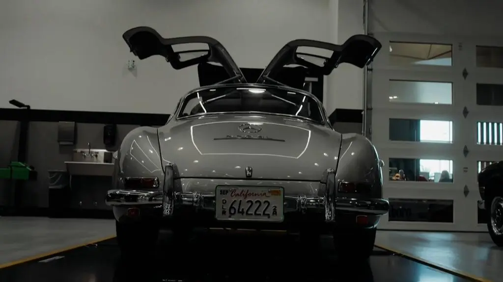 Mercedes 300 SL Gullwing.