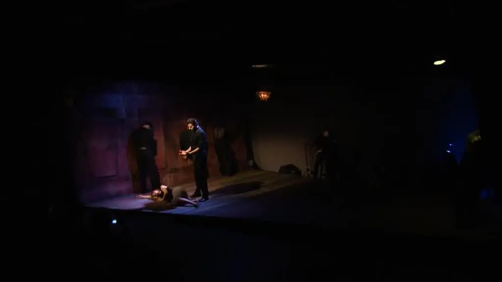 230113_Z_reka_na_gardle_v2_www