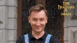 The Traitors. Zdrajcy: Uczestnicy przed zamkiem w Mielmont