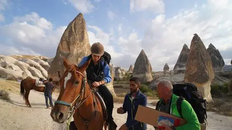 Azja Express Extra: Dlaczego Adam jechał na koniu?