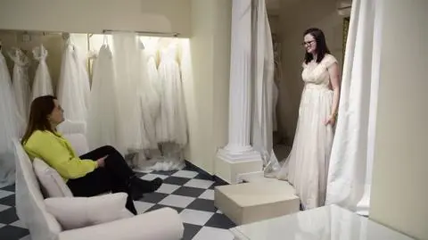 Ślub...: Świadkowa już wybrana, teraz czas na sukienkę!