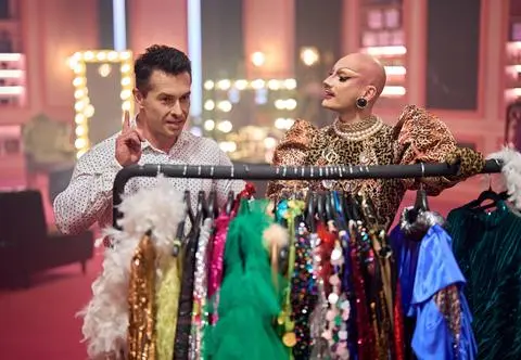 Czy Twojej Starej uda się stworzyć super Drag Queen z kulturysty Marcina Łopuckiego? 