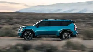 Kia-EV9-2024-1600-3b