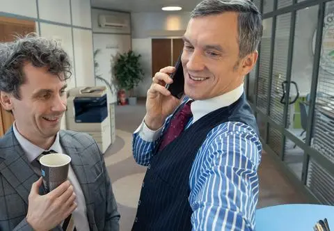 Camera Cafe. Nowe parzenie PRZED EMISJĄ: Z adminem trzeba dobrze żyć!