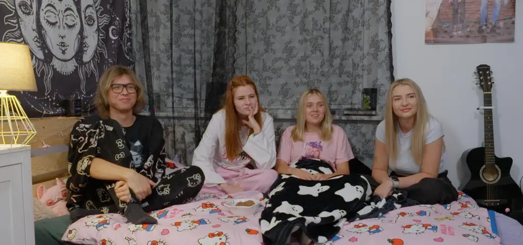 Do ekipy "Gogglebox" dołącza młoda krew! Poznajcie nowych bohaterów
