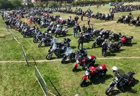 Zlot miłośników jednośladów. "Samochodem jeżdżę tylko do pracy albo do lekarza"