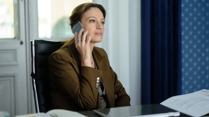 Tajemnica zawodowa: Julia (Magdalena Różczka)