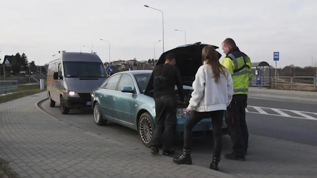 Mobilni mechanicy - seria 6, odcinek 9
