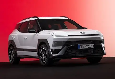 Nowy Hyundai Bayon dorósł. Teraz jest SUV-em i dostanie pełną hybrydę
