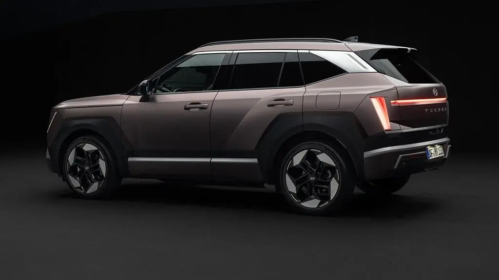 hyundai-tucson-1026-exterior-05_wid_1024_bfc_off