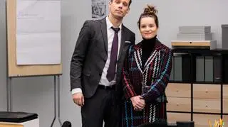 Kadr z odcinka 3637 serialu Na Wspólnej. Kasia (Julia Chatys) i Darek (Michal Mikołajczak)