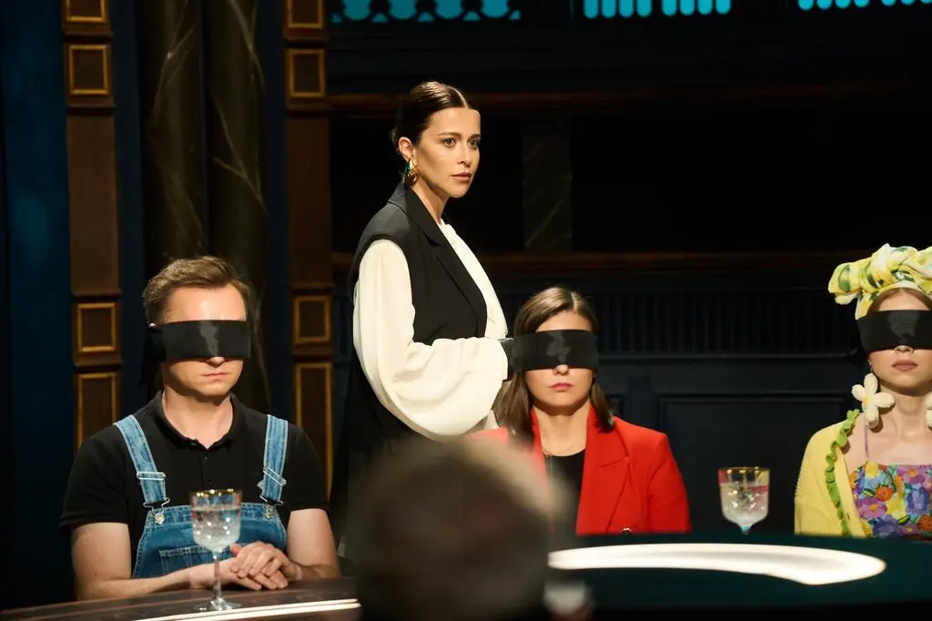 The Traitors. Zdrajcy: Malwina Wędzikowska i uczestnicy