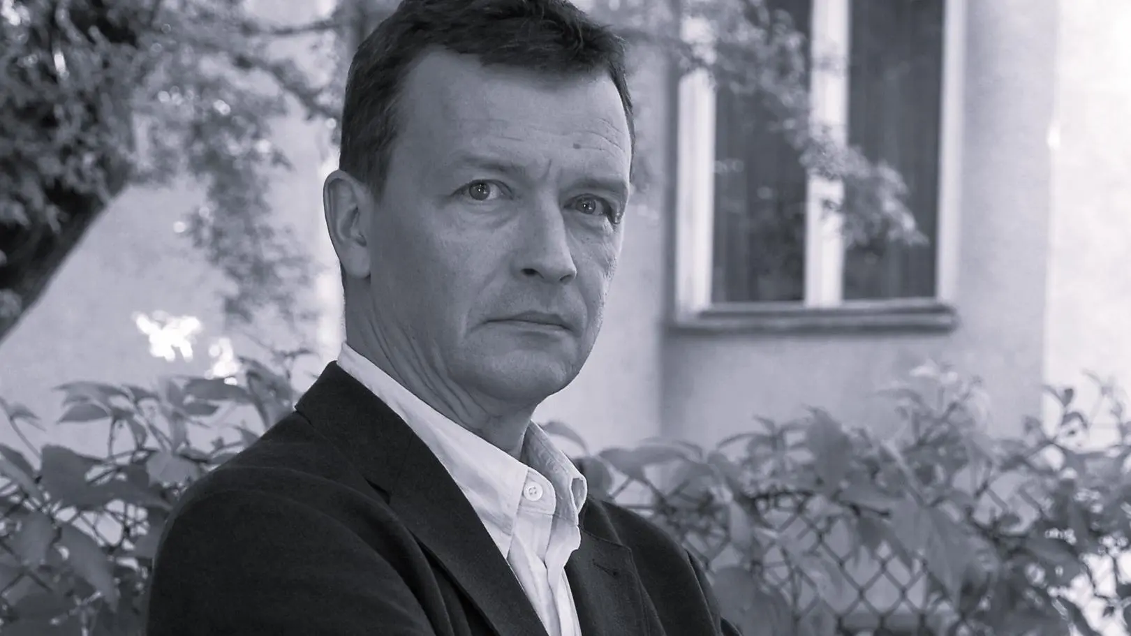 Jan Frycz nie żyje. Tak mówił o przemijaniu i relacji z ojcem. "Był wstrzemięźliwy w okazywaniu uczuć, surowy"