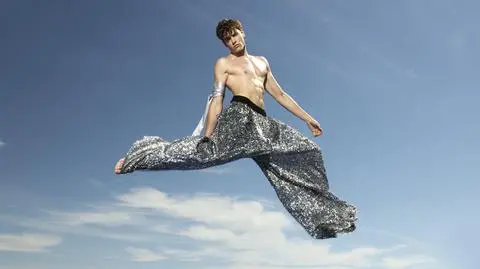 "Top Model" - sesja na trampolinach