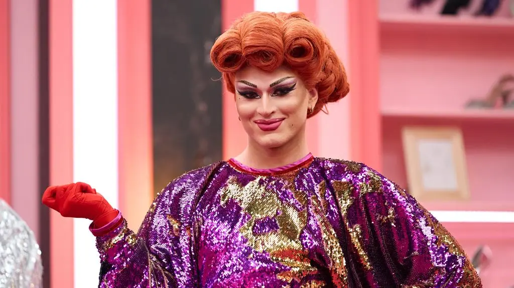 Czas na Show. Drag Me Out: Ciotka Offka