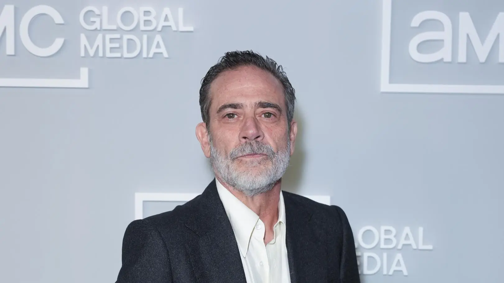 Menadżerka nie wierzyła, iż po 35. roku życia zrobi karierę w Hollywood. Jeffrey Dean Morgan był bliski rezygnacji z aktorstwa