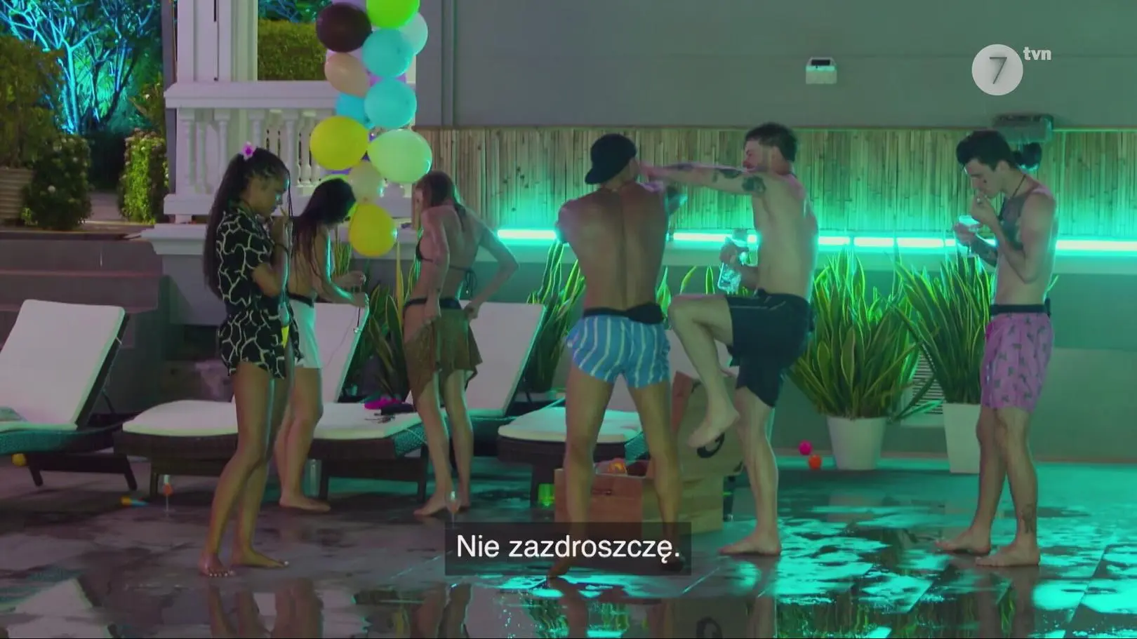 Michał i Kuba w "Hotelu Paradise" rzucili się na siebie?! Poszło o Oliwię. "Jest mi wstyd"