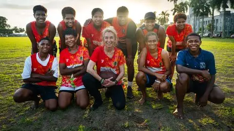 Kobieta na krańcu świata: Martyna Wojciechowska zagrała w rugby na Fidżi
