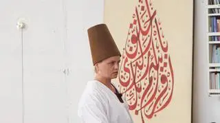 Azja Express: Taniec derwiszy wywołał zawroty głowy