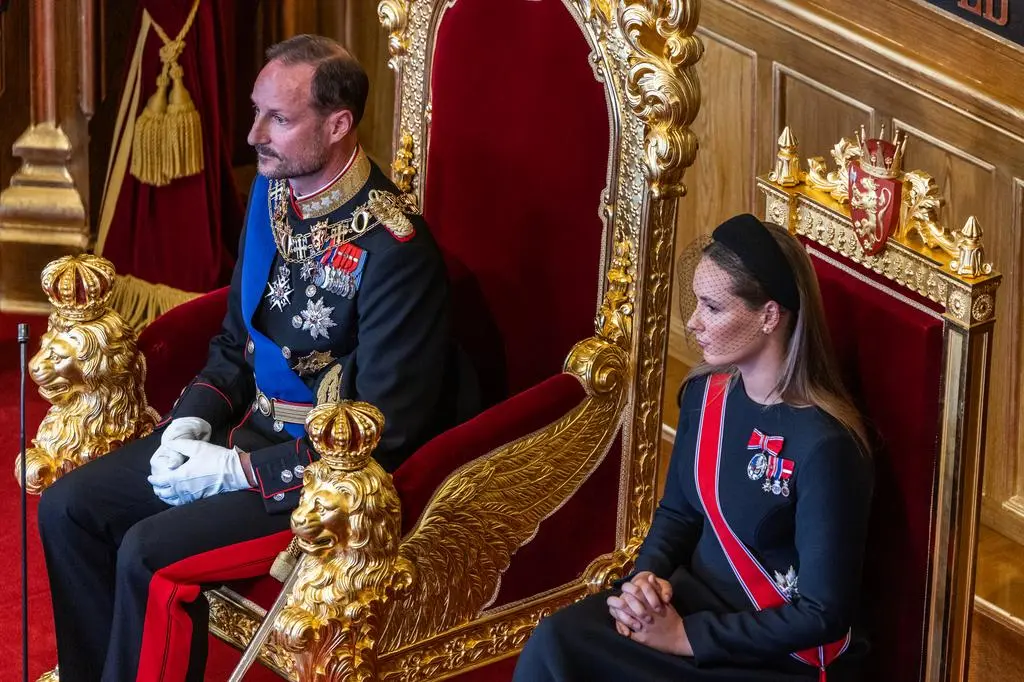 Król Haakon VIII i Ingrid Alexandra