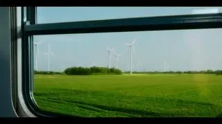 Klara: Aleks odbiera Klarę z dworca