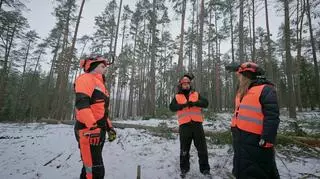 Gosia Rozenek-Majdan zdenerwowała się. Ścinanie drzewa do celu nie było łatwe
