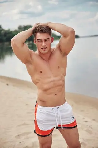 Top Model: Adrian Suchecki