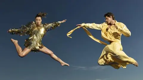 "Top Model" - sesja na trampolinach