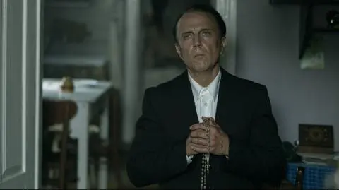 ŁUKASZ SIMLAT