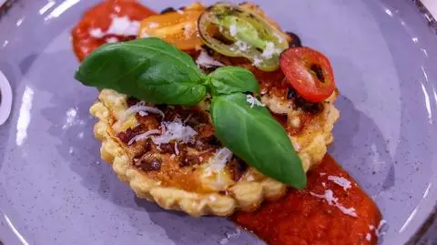 Małgorzata Samolej 
Tarta wytrawna z pomidorami (à la quiche) na kruchym spodzie
