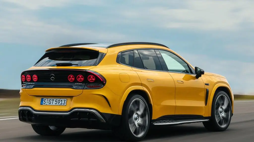 Mercedes-Benz-AMG_GT_SUV-2027-1280-f2ce36e7e670c1b6db9b7b9a409b679e64