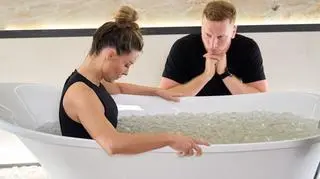 Pokonaj mnie, jeśli potrafisz: Małgosia w wannie z kostkami lodu