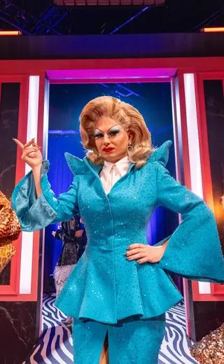 Czas na Show. Drag Me Out: Shady Lady