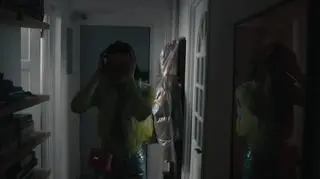 Skazana 3: Pati przeszukuje mieszkanie Serafina