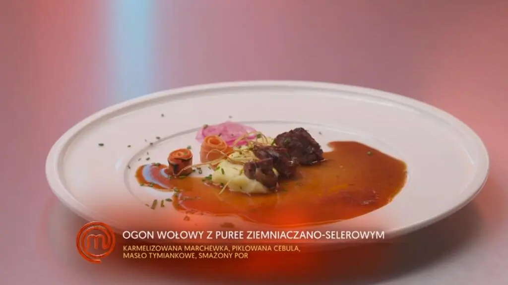 Ogon wołowy z purée ziemniaczano-selerowym