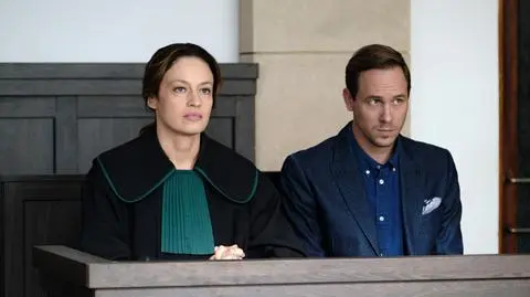 "Tajemnica zawodowa II": Andrzej manipiluje Hankę!