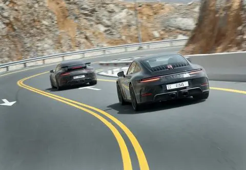 Porsche 911 z hybrydą. Premiera już niebawem 