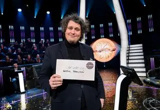 Zobacz wszystkie pytania Mateusza Żaboklickiego w "Milionerach" na drodze do miliona 