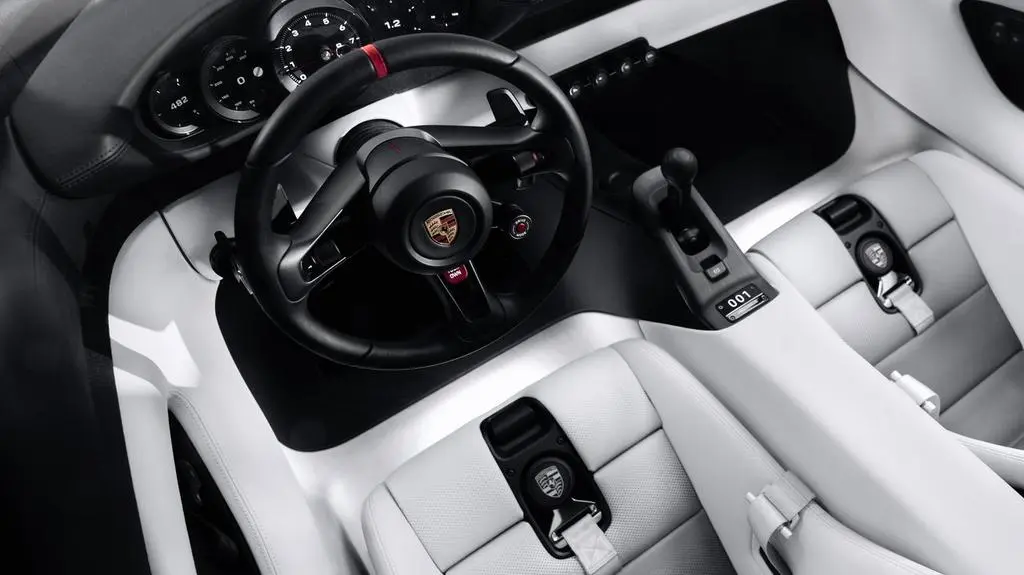 Porsche-Mission_S_Concept-2026-1280-b2bc8fd69dc8a6450960601800179bd654