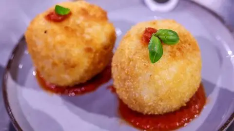 Przemysław Cichowlas
Sycylijskie Arancini z mięsem i gorgonzolą
